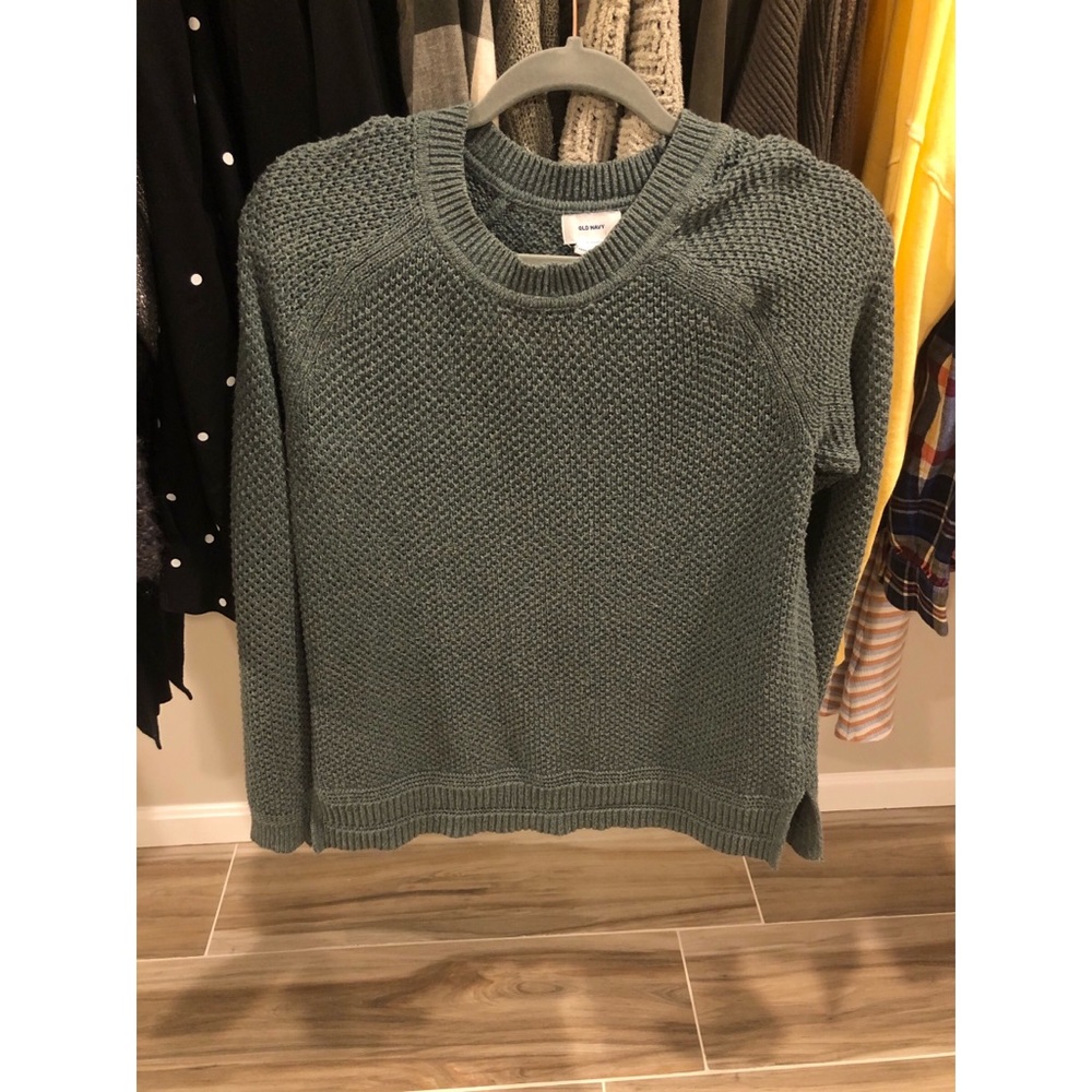 Old Navy Sweater